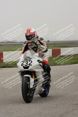 media/Nov-29-2025-TrackDaz (Sat) [[10ae2d9bce]]/Around the Pits/